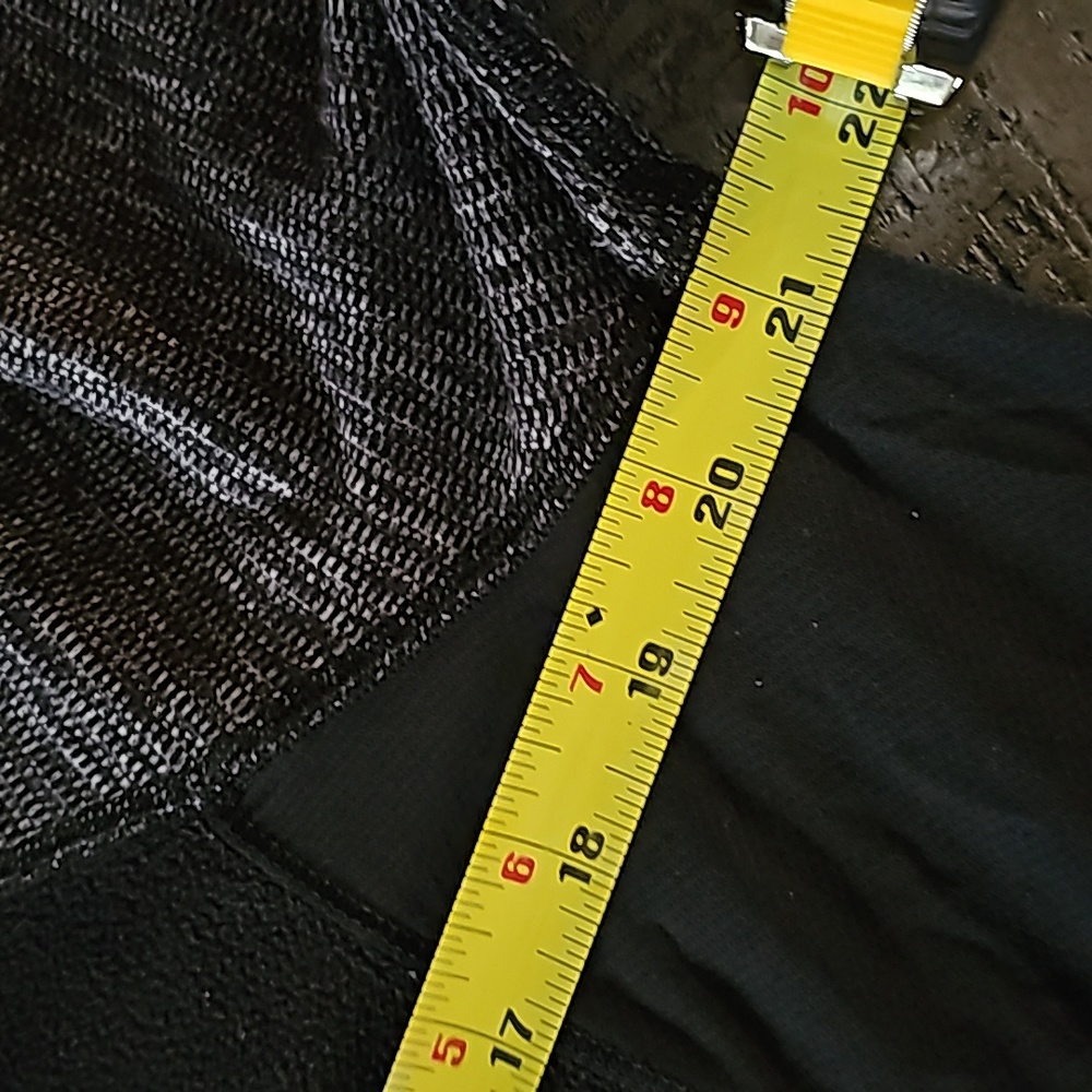 Lululemon Bold In The Cold Lace Pullover - Picture 10 of 10